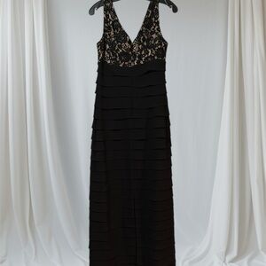Elegant Black Lace Evening Dress